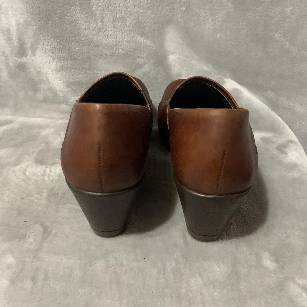 Dansko Women's Rosaline Brown Leather Slip-On Wedge Shoes Comfort Heels‎ Classic